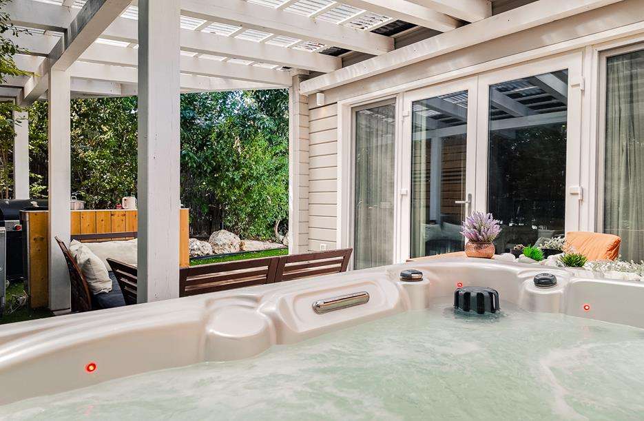 אננדו חוויה בשניים